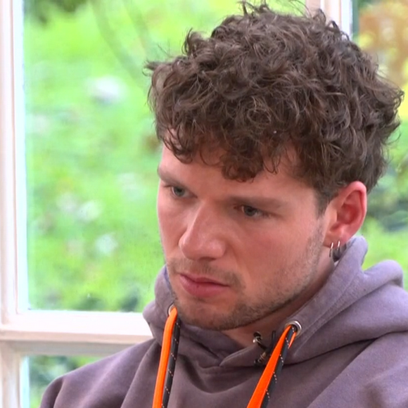 Star Academy 2025 : les candidats bien payés ? Théo P. fait le point sur le salaire