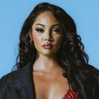 Wejdene renoue avec le R&B sur "Terminer"