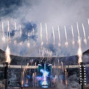 Le show pyrotechnique de David Guetta.