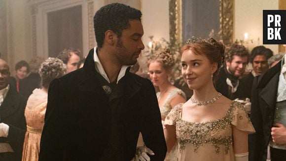 Phoebe Dynevor (Daphne) & Regé-Jean Page (Simon) remplacés dans la Chroniques des Bridgerton