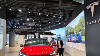 Nouvelle voiture pour Tesla ? Un hacker fait une découverte étonnante