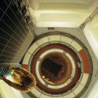 Dans moins de 4 mois sortira l'un des films de science-fiction les plus attendus : le Soleil s’éteint et un seul homme peut sauver la Terre