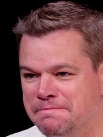 "Ils m'en voulaient" : Matt Damon confirme la rumeur selon laquelle il était détesté par les acteurs d'un de ses meilleurs films