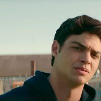 Oubliez le Noah Centineo d'A tous les garçons que j'ai aimés, l'acteur a complètement changé à cause d'un rôle