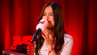 Jeanne (Star Ac) reprend "Feel Good" de Charlotte Cardin