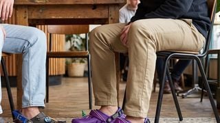 30 ans après ses débuts, ce manga culte s'associe à Crocs pour 4 paires uniques (et c'est pas One Piece)