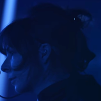 Mylène Farmer : le clip "L'âme dans l'eau"