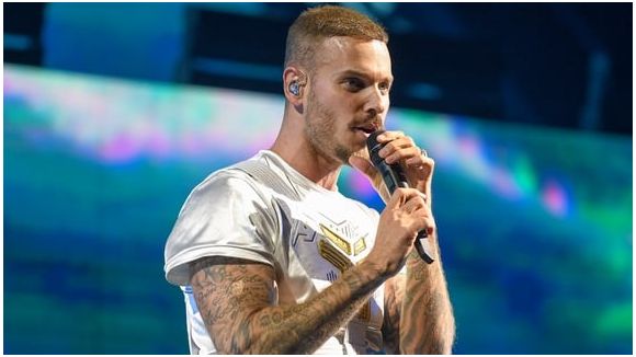 M. Pokora : "Je demande de la considération"