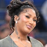 La preuve qu'Aya Nakamura est l'ambassadrice mondiale de la chanson française : ce tube réalise un exploit rare à l'étranger !