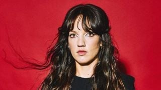 Jain de retour avec "Tout le monde est fou"