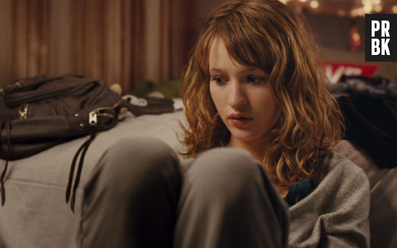 Christa Théret dans LOL