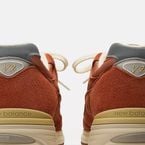 La couleur terre battue de ces baskets New Balance est l'excuse parfaite pour ajouter une touche d'originalité à vos styles printaniers