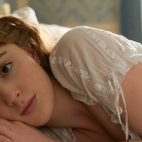 Bridgerton saison 4 : Phoebe Dynevor brise le silence sur son absence et révèle une vérité troublante