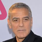 "Un type misérable qui fait de ta vie un enfer" : George Clooney ne veut plus jamais travailler avec le réalisateur préféré de Christian Bale