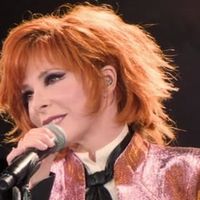 Mylène Farmer : des fans campent déjà à Paris !