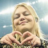 Louane : écoutez la version anglaise de "maman"