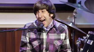 The Big Bang Theory : impossible d'imaginer la série sans lui, Simon Helberg (Howard) ne voulait pourtant pas jouer dans la série