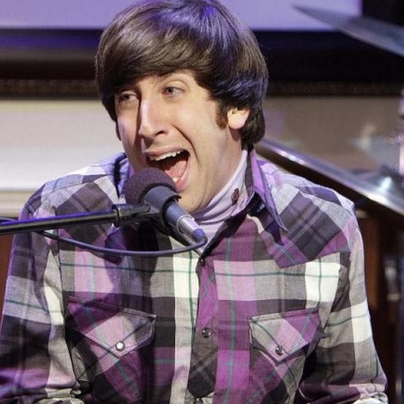 The Big Bang Theory : impossible d'imaginer la série sans lui, Simon Helberg (Howard) ne voulait pourtant pas jouer dans la série