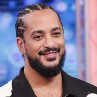 Slimane : "Mon amour" en espagnol et en anglais