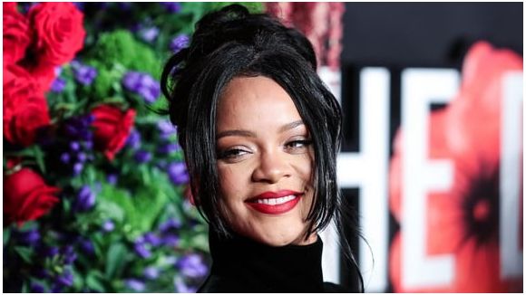Rihanna : deux albums pour le prix d'un ?