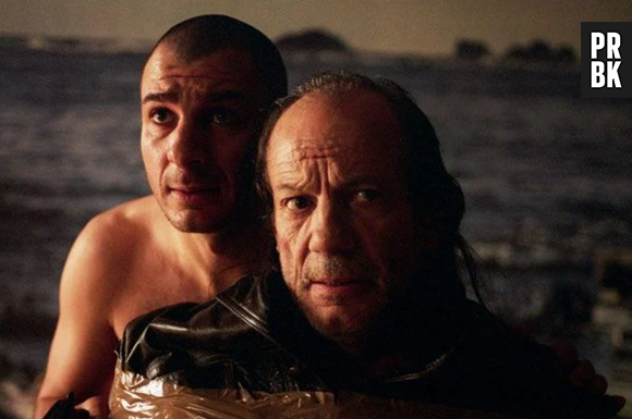 Michael Youn et Patrick Chesnais dans Héros