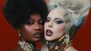 Le Diable s'habille en Prada 2 : il ne vous reste que 2 jours pour shopper ce vinyle rare de la BO avec Lady Gaga