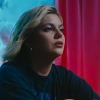 Louane intime dans le clip "Pardonne-moi"