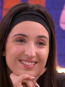 "Fin de carrière" : toujours sans musique, Ambre se confie sur l'après Star Academy