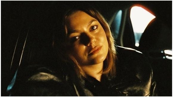 Louane : "Conduire", sa nouvelle chanson touchante