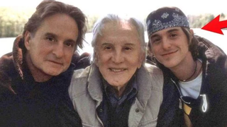 Le fils de Michael Douglas a passé 7 ans en prison : "Je distribuais des joints pour mon père"