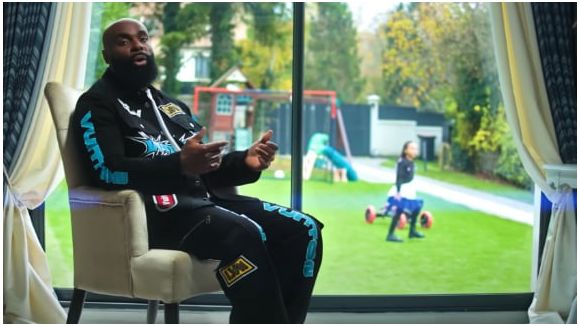 Kaaris dévoile ses enfants dans son clip