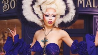 Malawitte : la drag queen encensée par Theodora qui souffle un vent nouveau sur Drag Race France