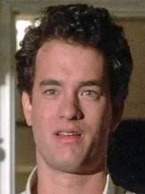 "Ce n'est pas un très bon film" : Tom Hanks aurait préféré ne jamais avoir tourné ce flop des années 80, remake d'un film français culte