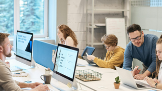Une entreprise a essayé la semaine de travail de quatre jours. Aujourd'hui, ses employés pensent qu'il est préférable de travailler sept jours