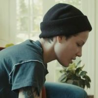 Halsey annonce être gravement malade