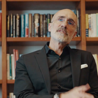 Les amis dont nous avons réellement besoin pour être heureux sont ceux qui sont "inutiles" selon un expert de Harvard