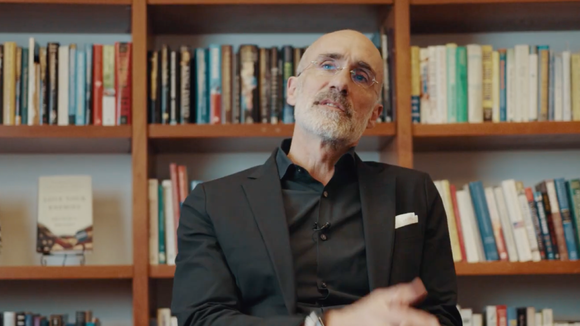 Les amis dont nous avons réellement besoin pour être heureux sont ceux qui sont "inutiles" selon un expert de Harvard