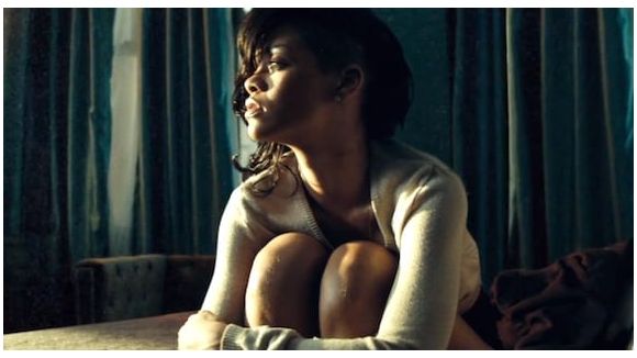 Duo avec Chris Brown : Rihanna s'explique