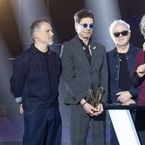 Indochine : qui est le nouveau bassiste du groupe après le départ de Marc Eliard ?