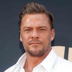 "Il y a beaucoup d'obstacles" : après Reacher, Alan Ritchson à l'affiche d'un gros blockbuster d'action au développement chaotique
