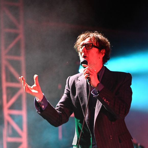 July 25, 2025, Sheffield, South Yorkshire, U.K: Pulp , Performing at Tramlines Fesival 2025 , Sheffield, UK (Credit Image: © Robin Burns/ZUMA Press Wire / Bestimage) | 00716797