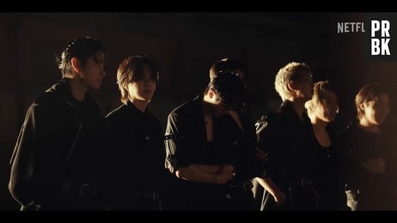 BTS fait son grand retour avec son premier concert en trois ans, « BTS Comeback Live », disponible sur Netflix. RM, Jin, SUGA, j-hope, Jimin, V et Jung Kook se retrouvent sur scène pour un concert à Séoul.