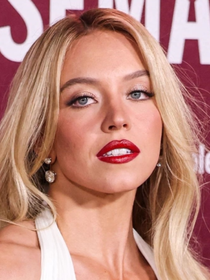 Netflix s'attaque à l'anime de mechas le plus culte de l'histoire… avec Sydney Sweeney et Noah Centineo