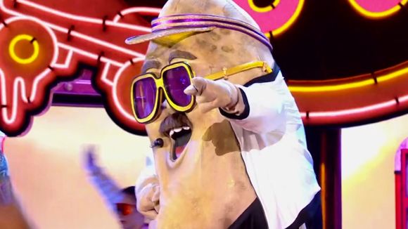 Mask Singer 2026 : on a démasqué la Patate sans aucun indice, et Laurent Ruquier la connaît très bien !