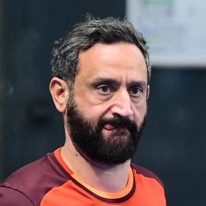 Cyril Hanouna participe à un tournoi de Padel P2000 à Saint-Priest le 8 mars 2025. Il est en binôme avec Patiniotis Aris.