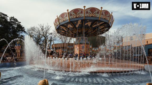 L'Envol d'Ibis, la nouvelle version des Chaises volantes au Parc Astérix dans la Zone Égypte