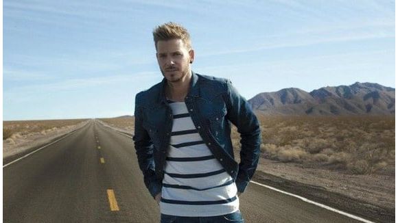 M Pokora : écoutez les inédits de sa réédition !