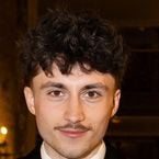 Léo révèle le choix derrière son nom de scène