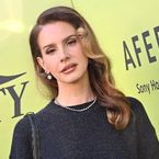 Lana Del Rey annonce une mauvaise nouvelle à ses fans