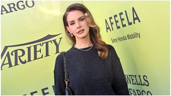 Lana Del Rey annonce une mauvaise nouvelle à ses fans